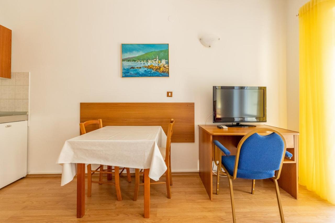 Apartments Liburnija オパティヤ エクステリア 写真