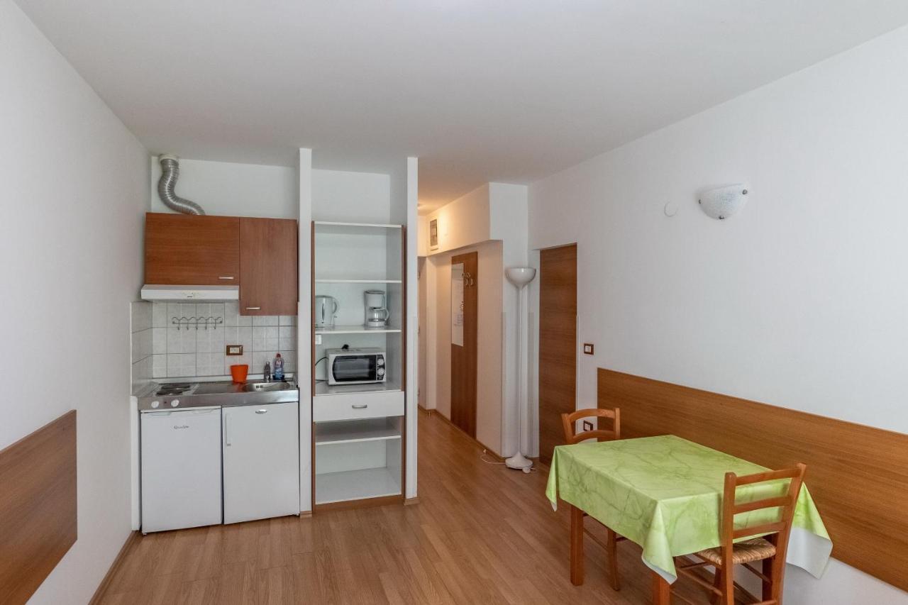 Apartments Liburnija オパティヤ エクステリア 写真