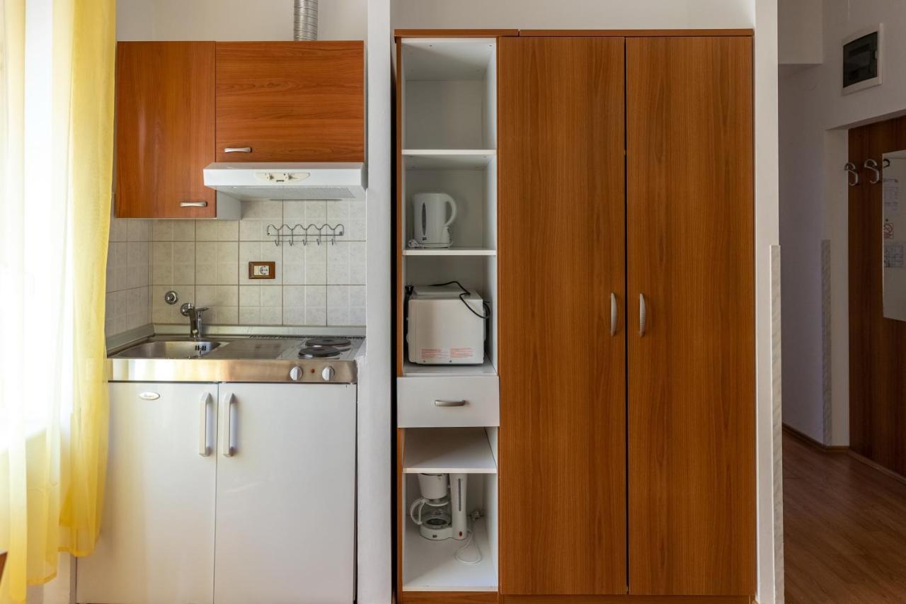 Apartments Liburnija オパティヤ エクステリア 写真
