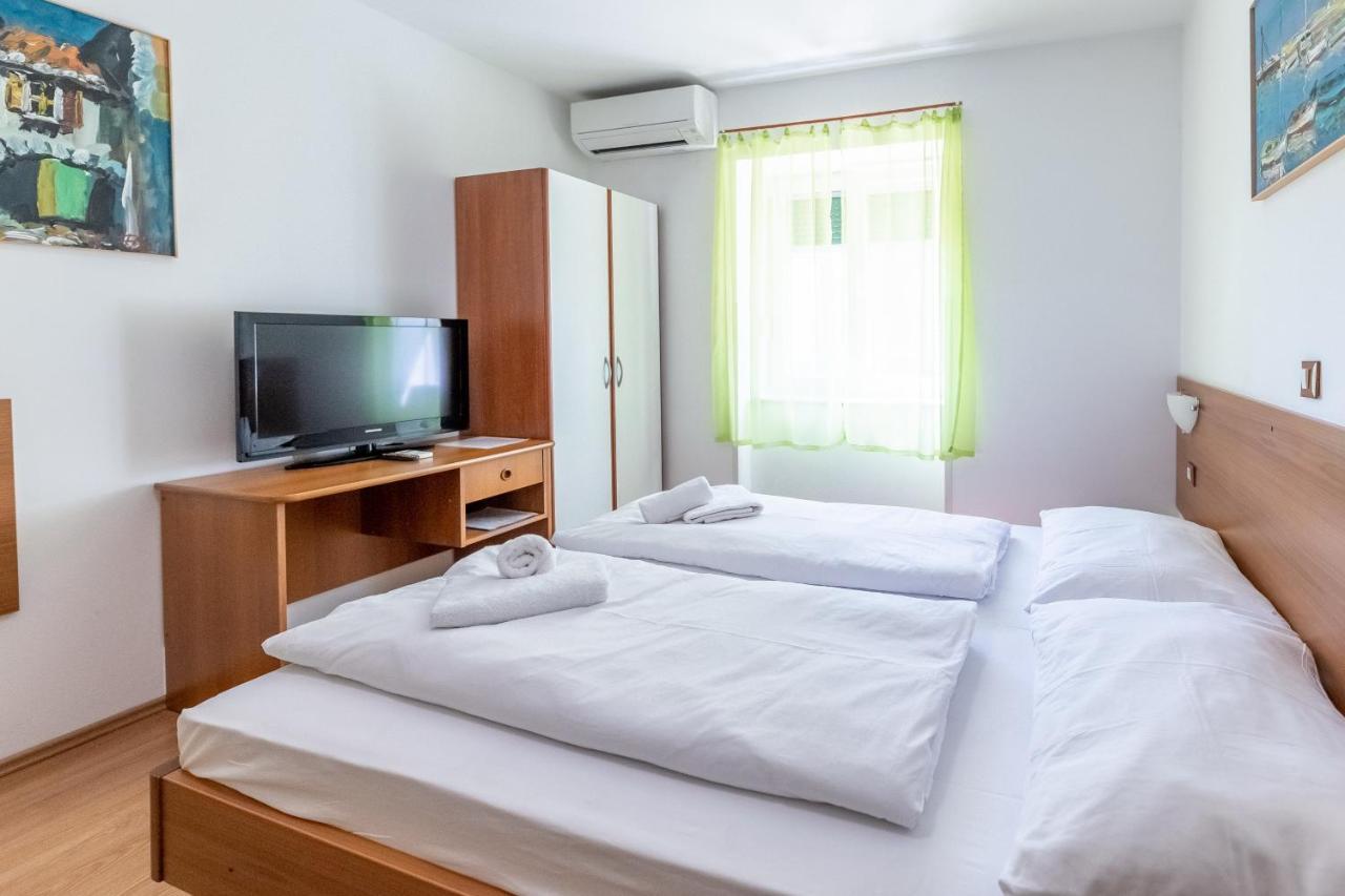 Apartments Liburnija オパティヤ エクステリア 写真