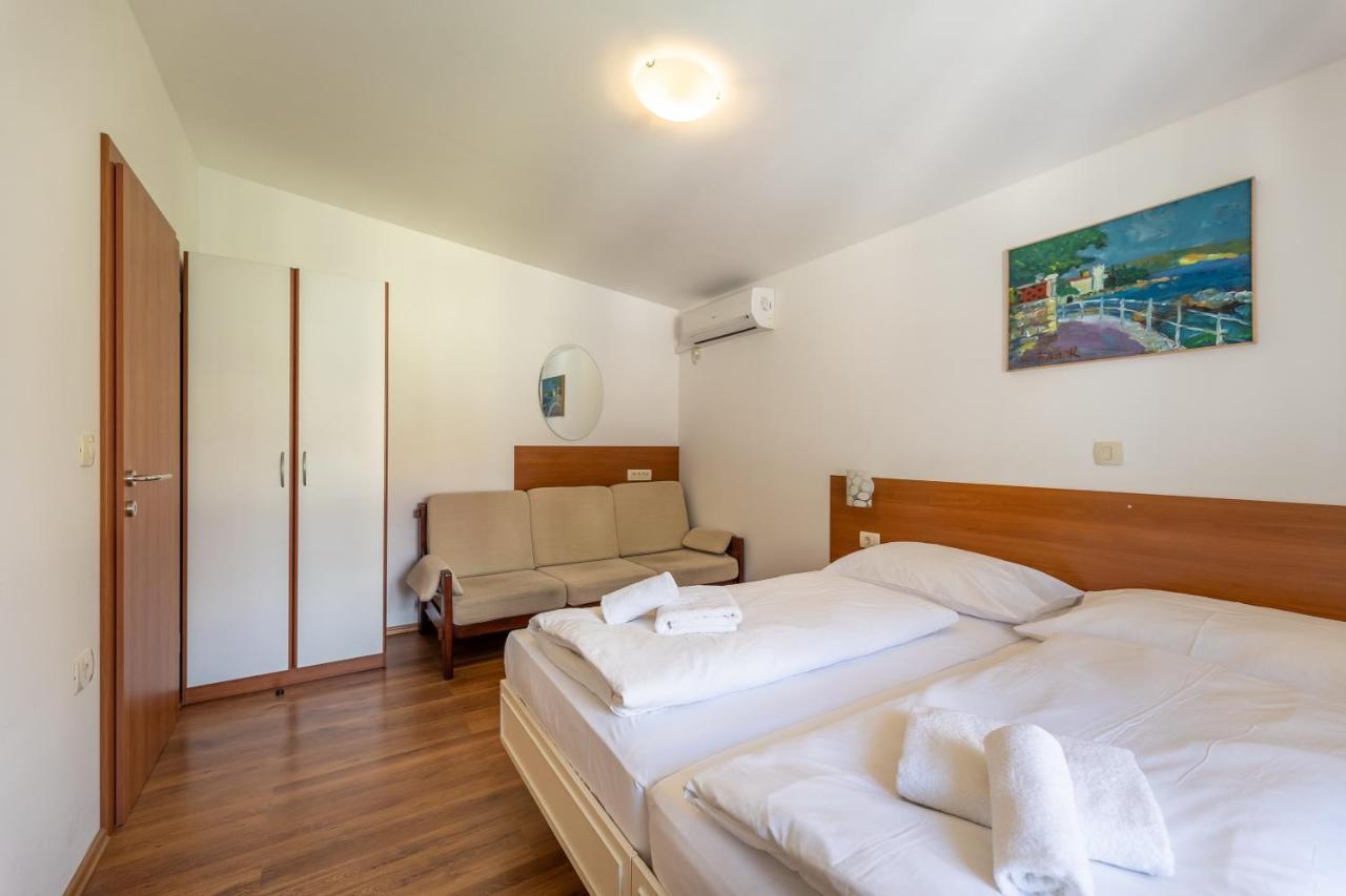 Apartments Liburnija オパティヤ エクステリア 写真