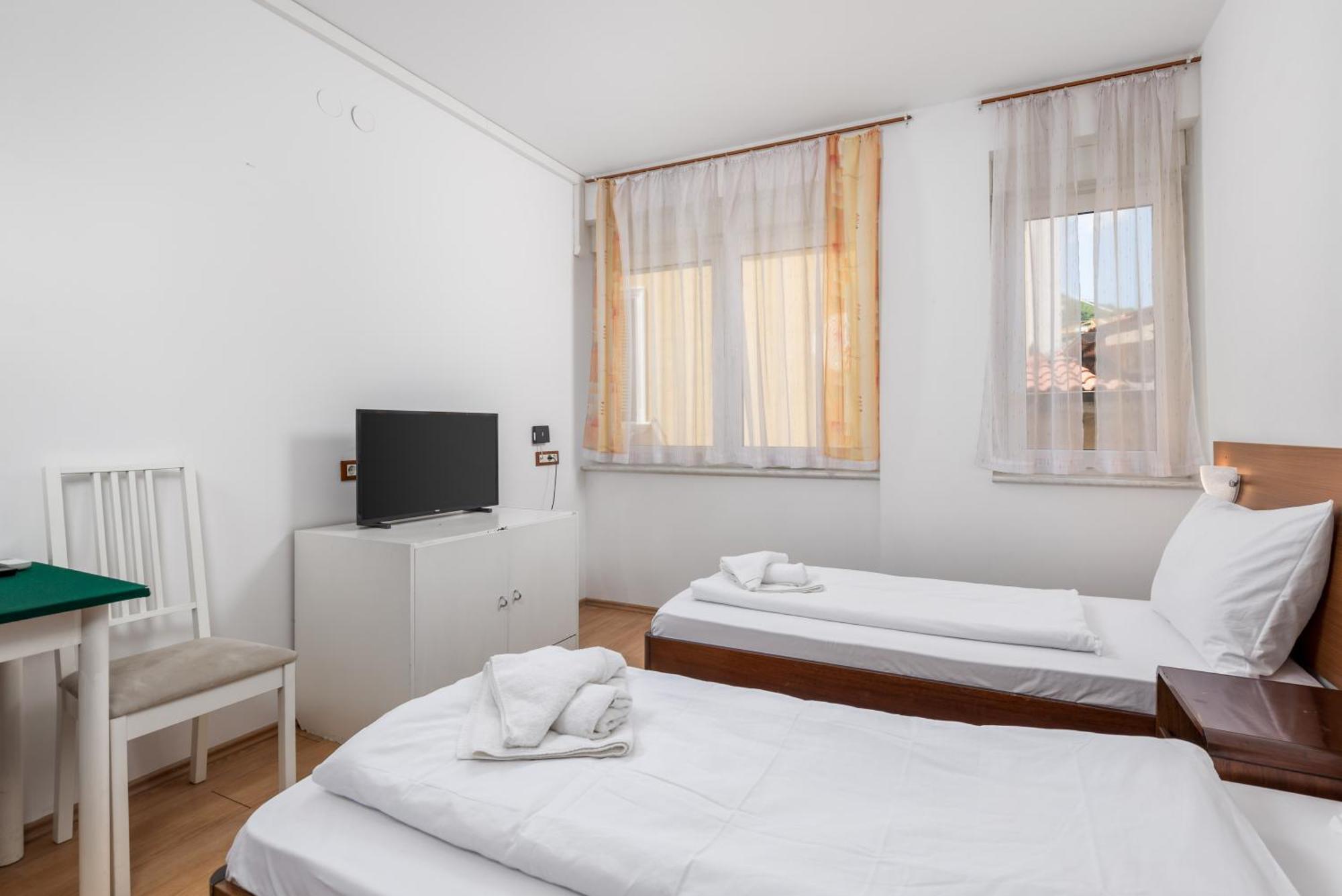 Apartments Liburnija オパティヤ エクステリア 写真